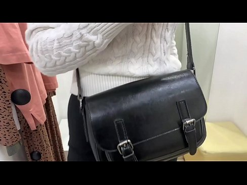 ❤️ Публична мастурбация на младата кучка FeralBerry с вибратор в стаята за обличане ❤ Порн видео в bg.seecamsus.top ☑